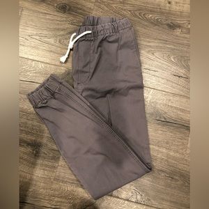 Like new, never worn H&M grey jogger (size:28)